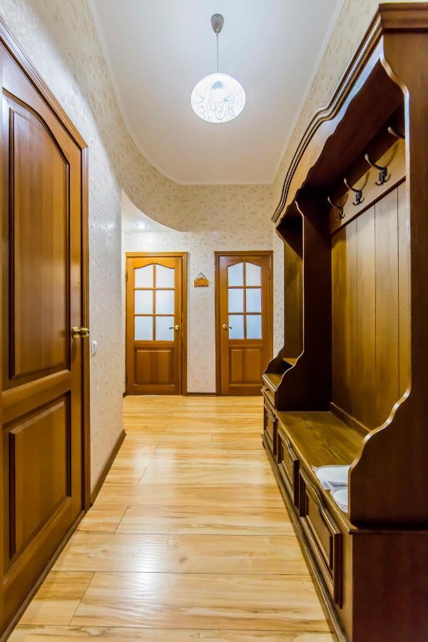 Затишна Квартира На Майдані Незалежності Kiev Extérieur photo