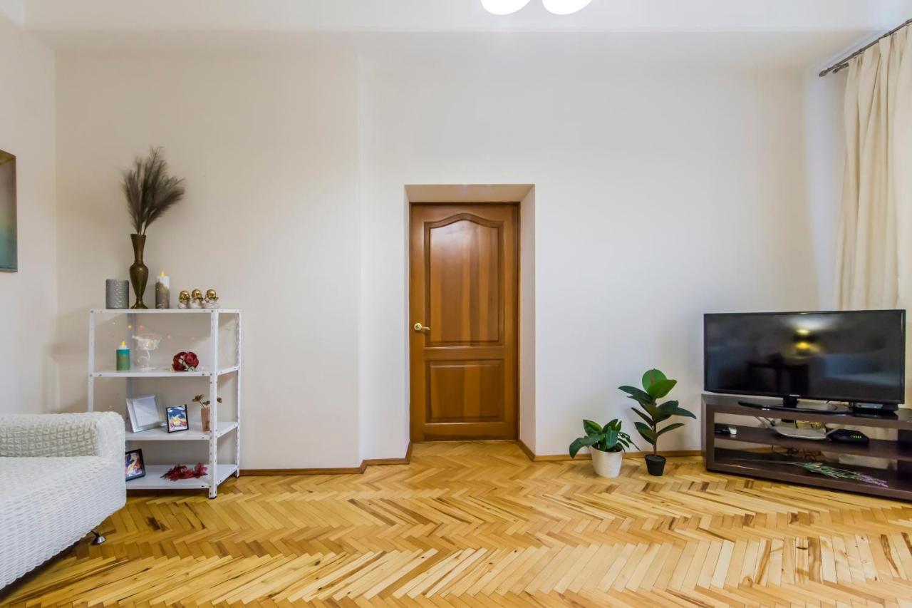 Затишна Квартира На Майдані Незалежності Kiev Extérieur photo